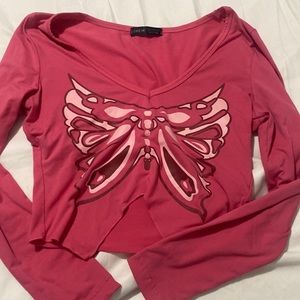 pink shein butterfly print hem cropped tee